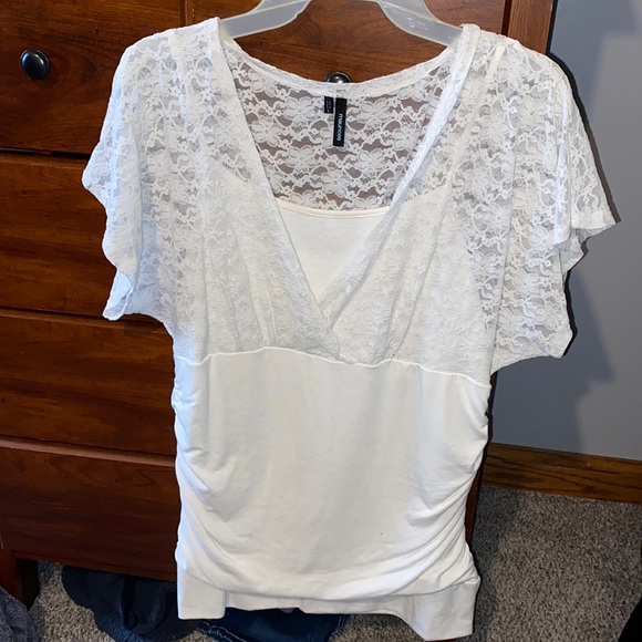 Tops - Maurices size large top